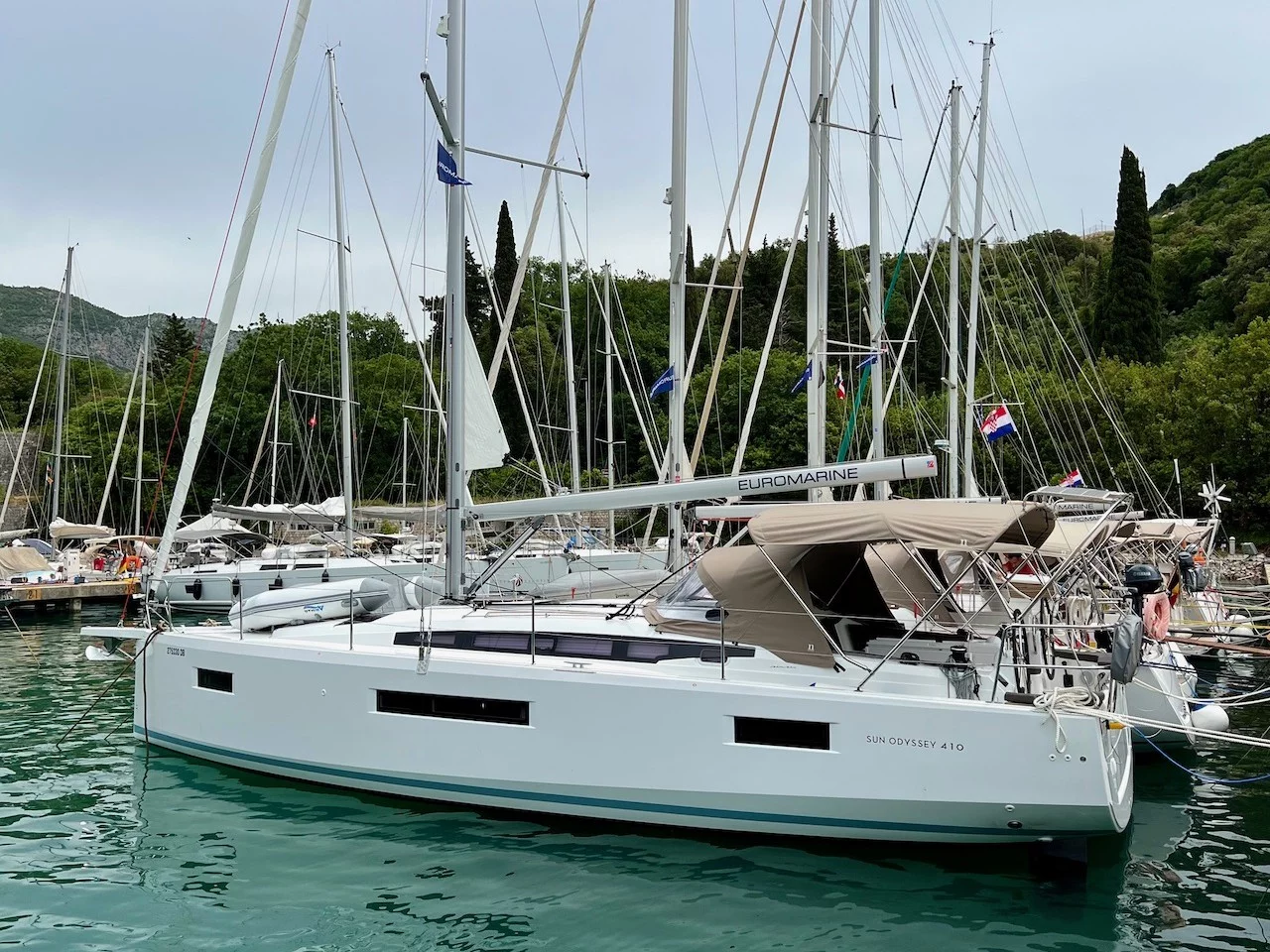 Sun Odyssey 410 (Thalia) Main image - 0