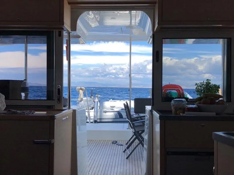Lagoon 450 Flybridge (Oceana (VIP Equipment incl, , , PS 4, Dishwasher, Washer+Dryer)) Interior image - 3
