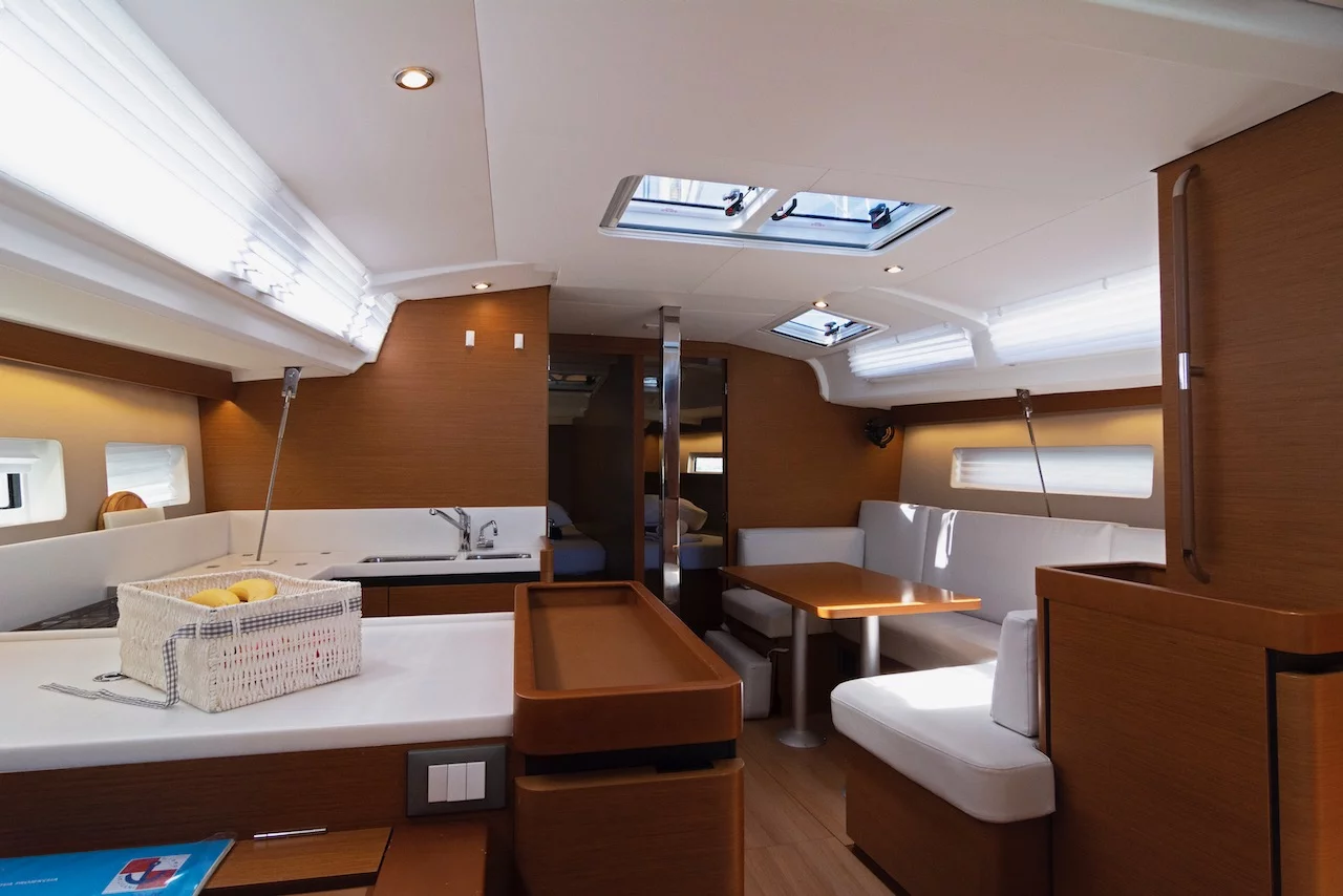 Sun Odyssey 440 (Sun Kiss)  - 6