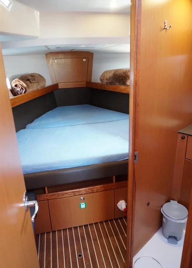 Bavaria Cruiser 41 (Hermes Bavaria 41 Cruiser)  - 28