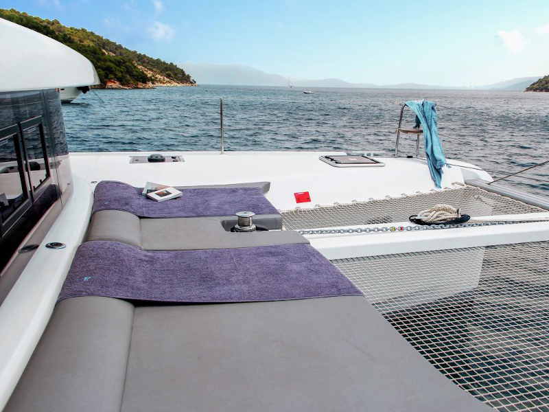 Photo #3 - Lagoon 42 (BLUE STEEL) in Atene - 13711