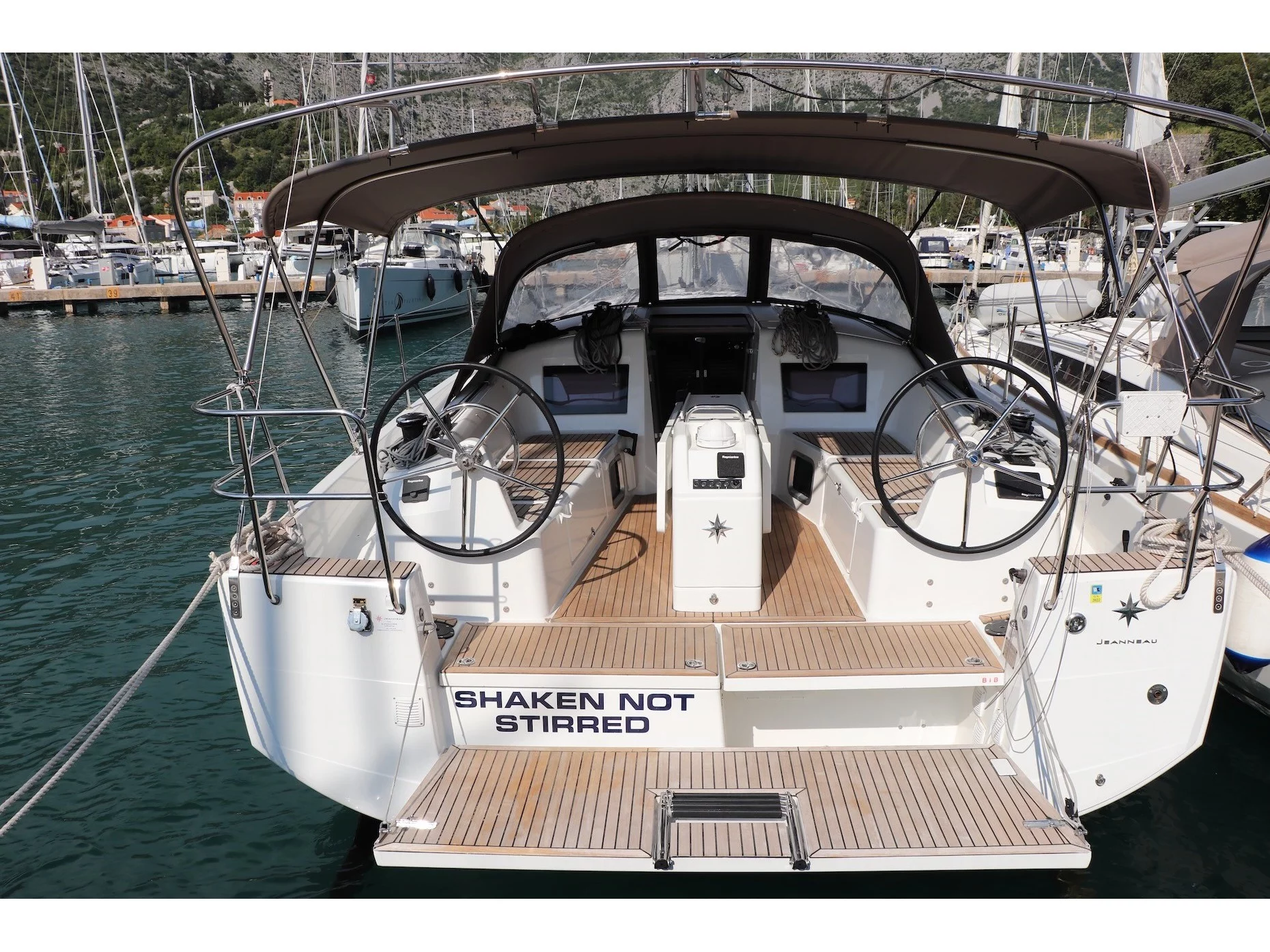 Sun Odyssey 410 (Shaken Not Stirred) Main image - 0