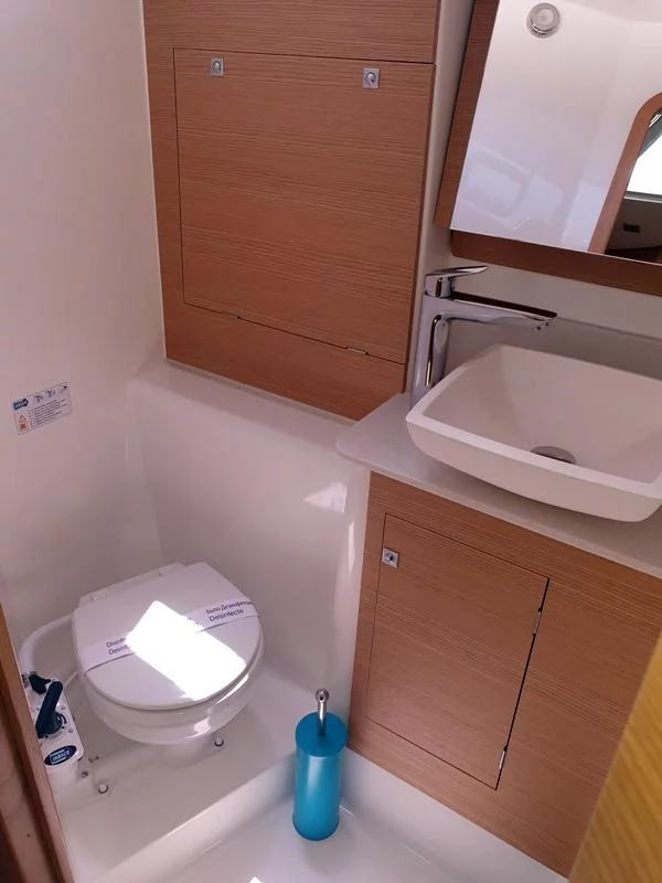 Dufour 460 Grand Large (Millennium Falcon)  - 10