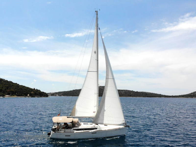 Photo #2 - Sun Odyssey 389 (Amadeus) en Rogoznica - 9171