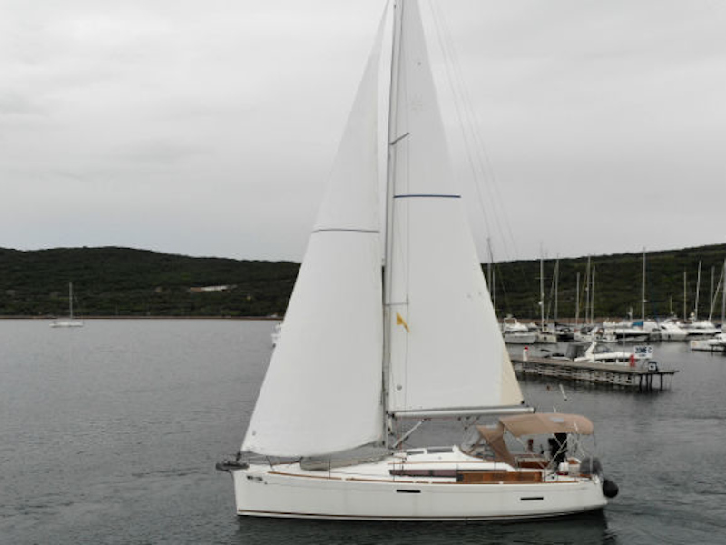 Photo #11 - Sun Odyssey 389 - 2 cab (Tara) in Krk - 9158