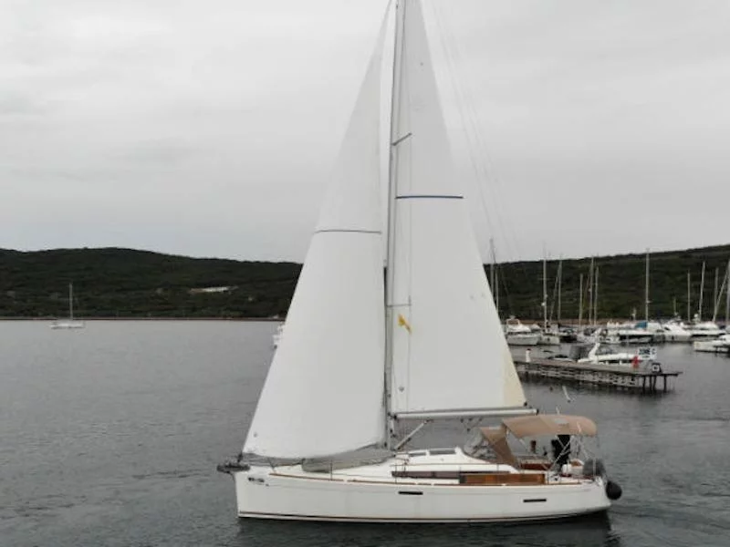 Sun Odyssey 389 - 2 cab (Tara)  - 10