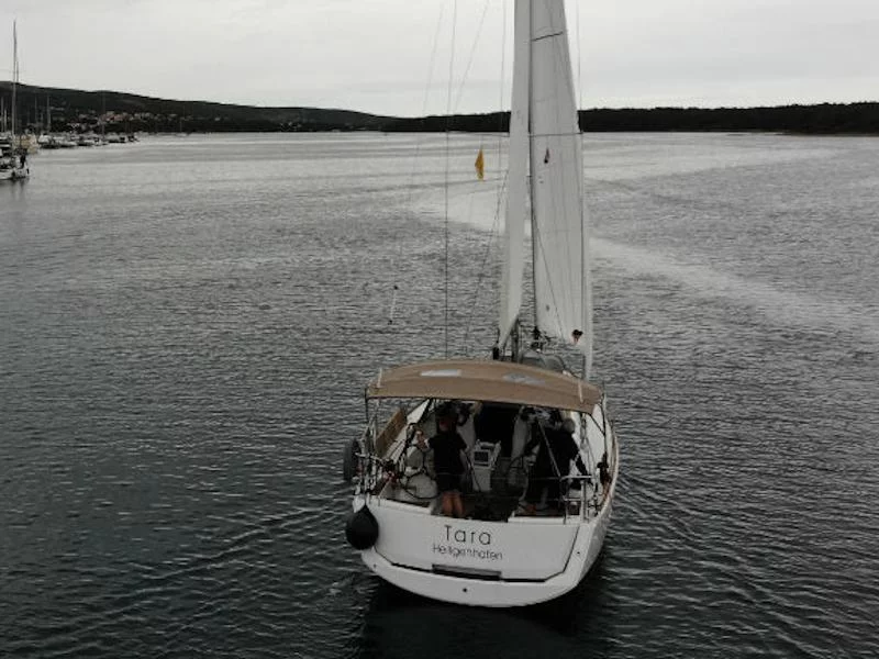 Sun Odyssey 389 - 2 cab (Tara)  - 9