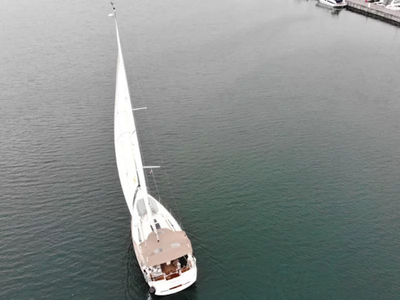 Sun Odyssey 389 - 2 cab (Tara)  - 8
