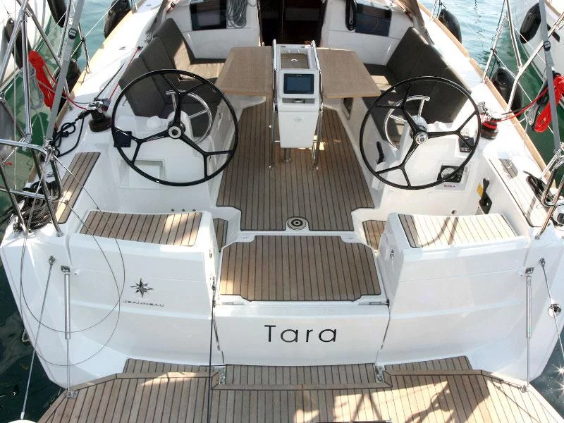 Sun Odyssey 389 - 2 cab (Tara)  - 7