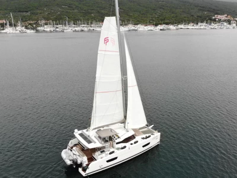 Lucia 40 - 3 cab (Idefix)  - 4