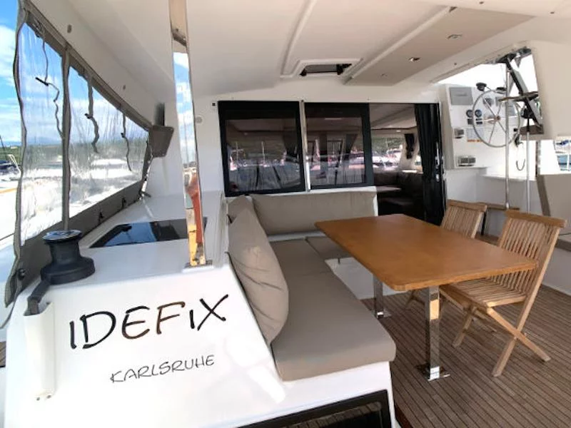 Lucia 40 - 3 cab (Idefix)  - 8