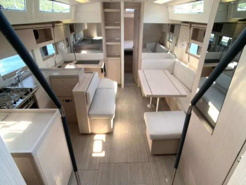 Oceanis 51.1 (Cloudy Bay) Interior image - 17