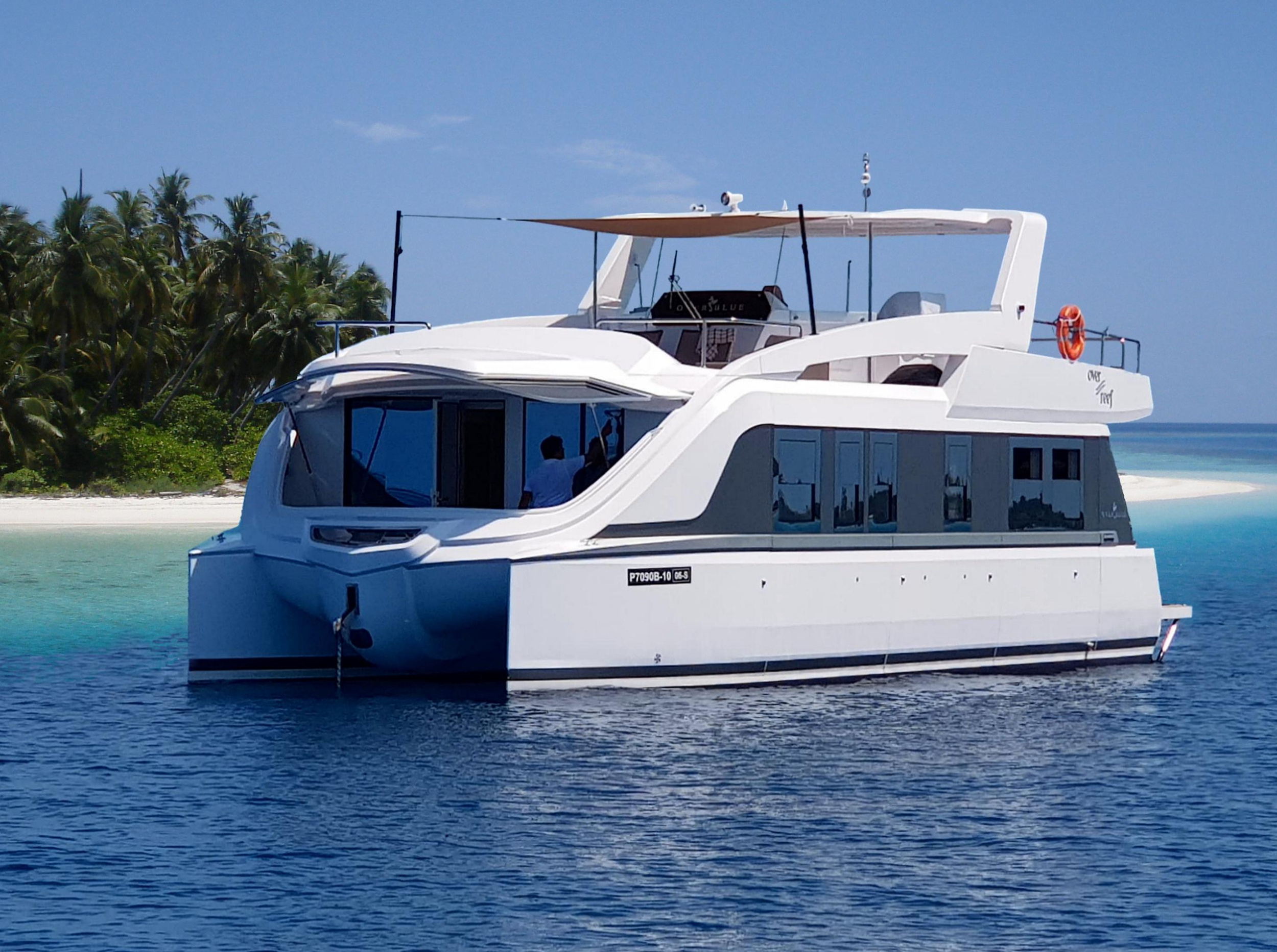 Photo #12 - Overblue 54 (Over Reef) in Male - 20911
