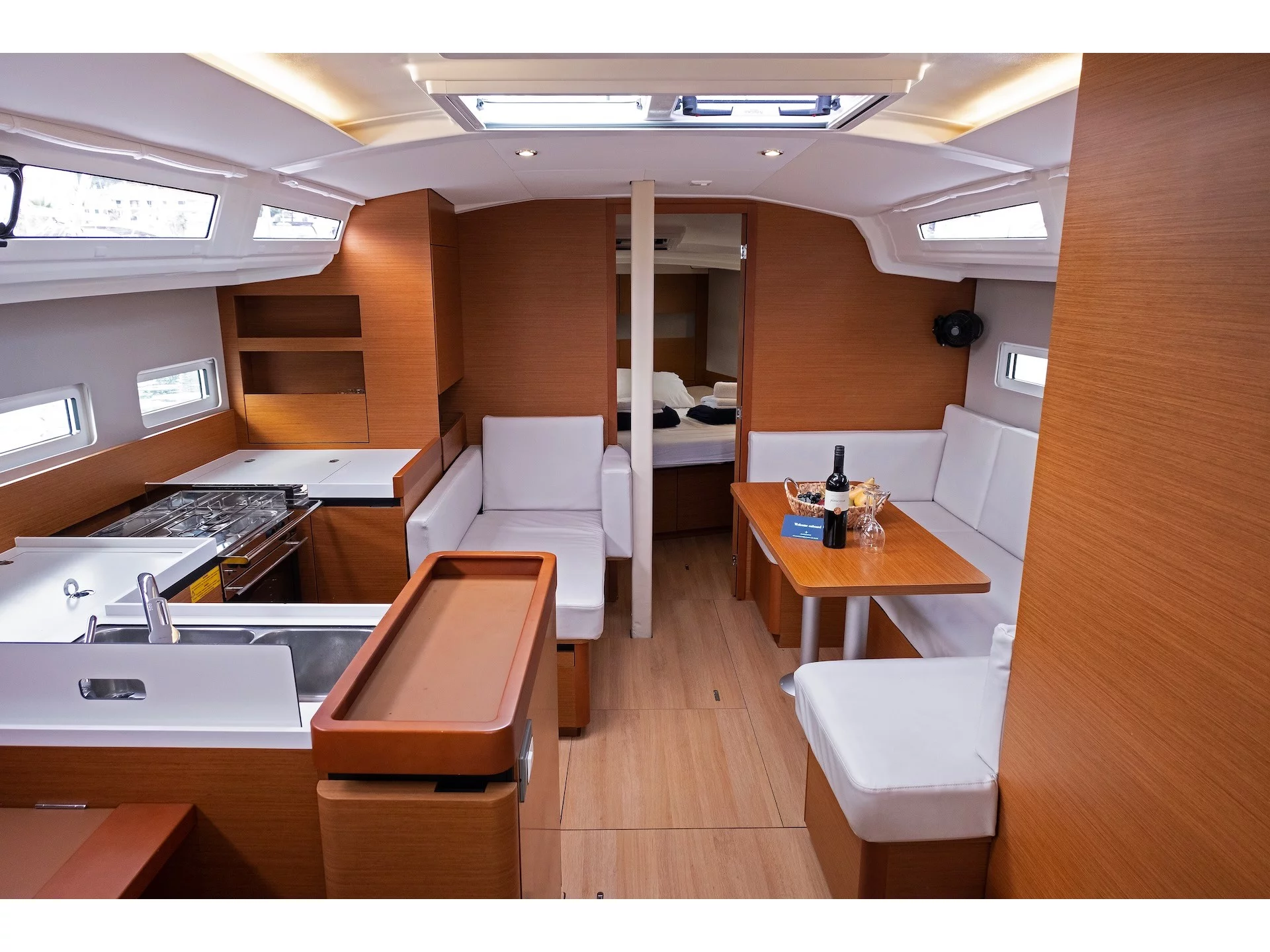 Sun Odyssey 410 (Sky Kiss) Interior image - 1