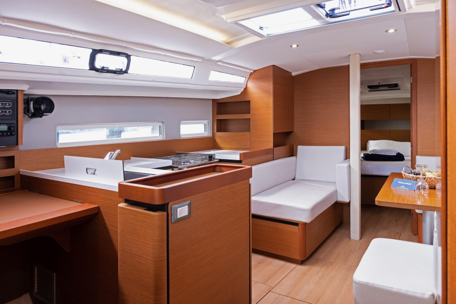 Sun Odyssey 410 — photo 12