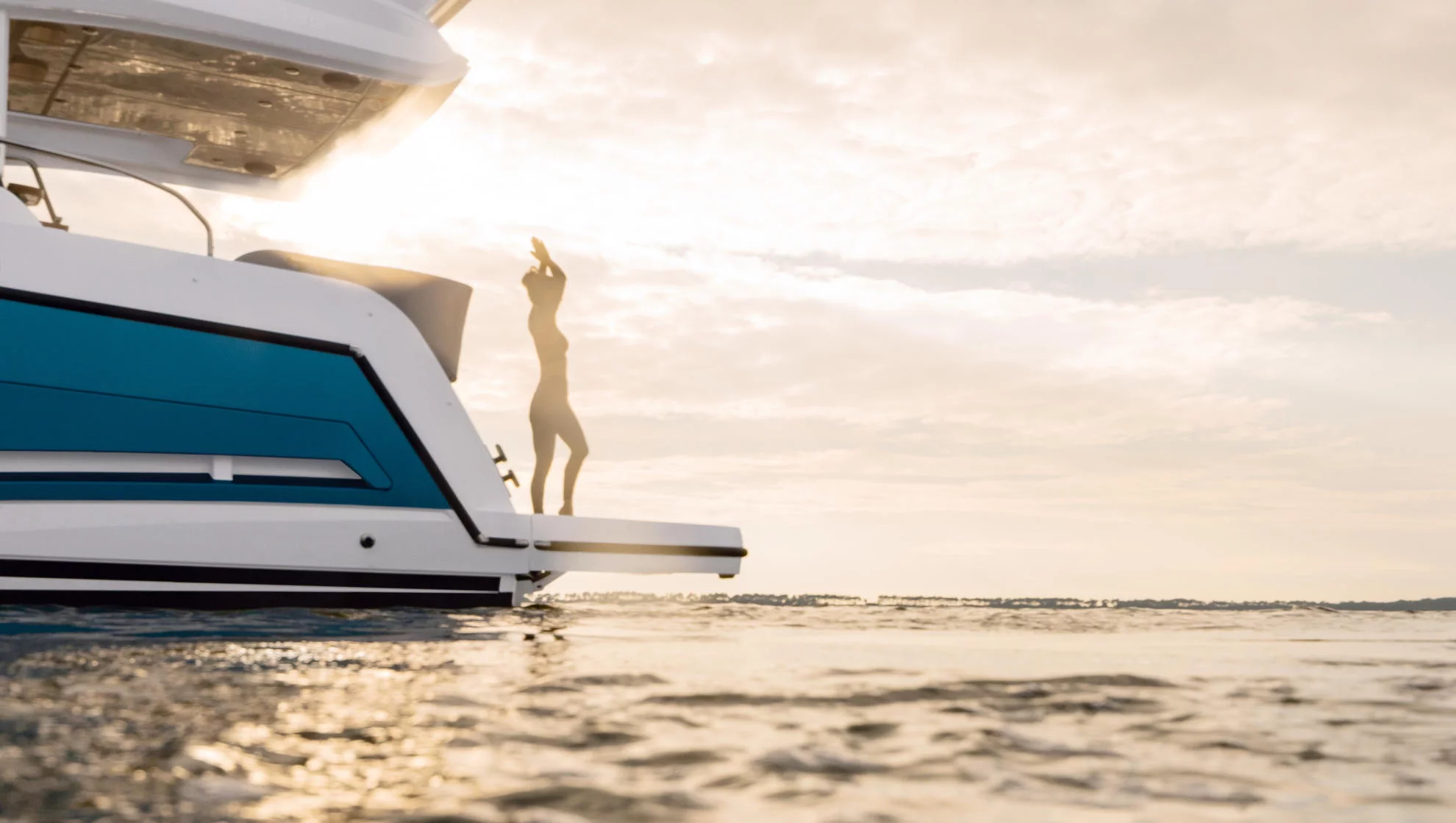 Sealine F430 (BLUE LAGOON)  - 25