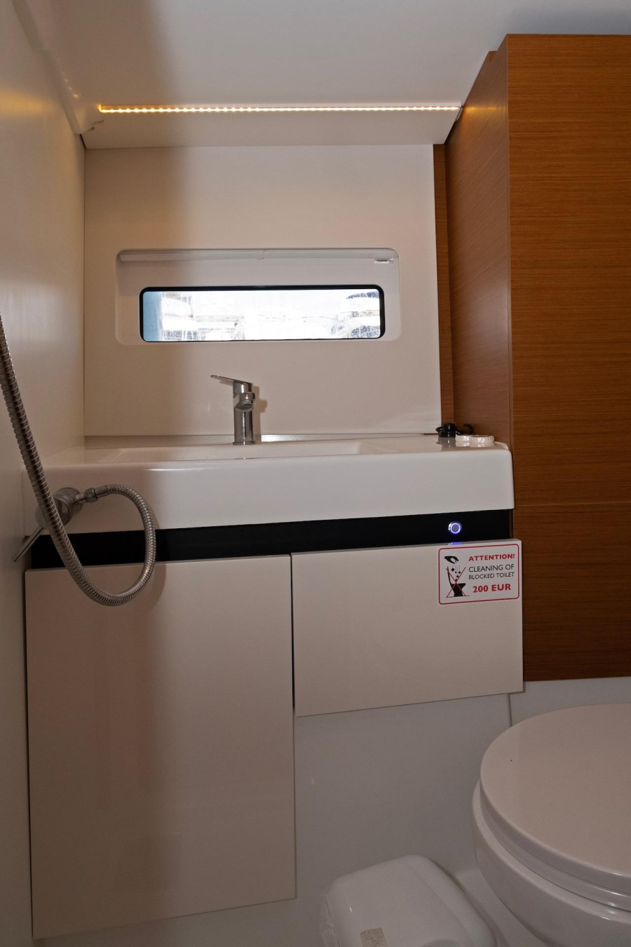 Sun Odyssey 490 "LUXE" — photo 10