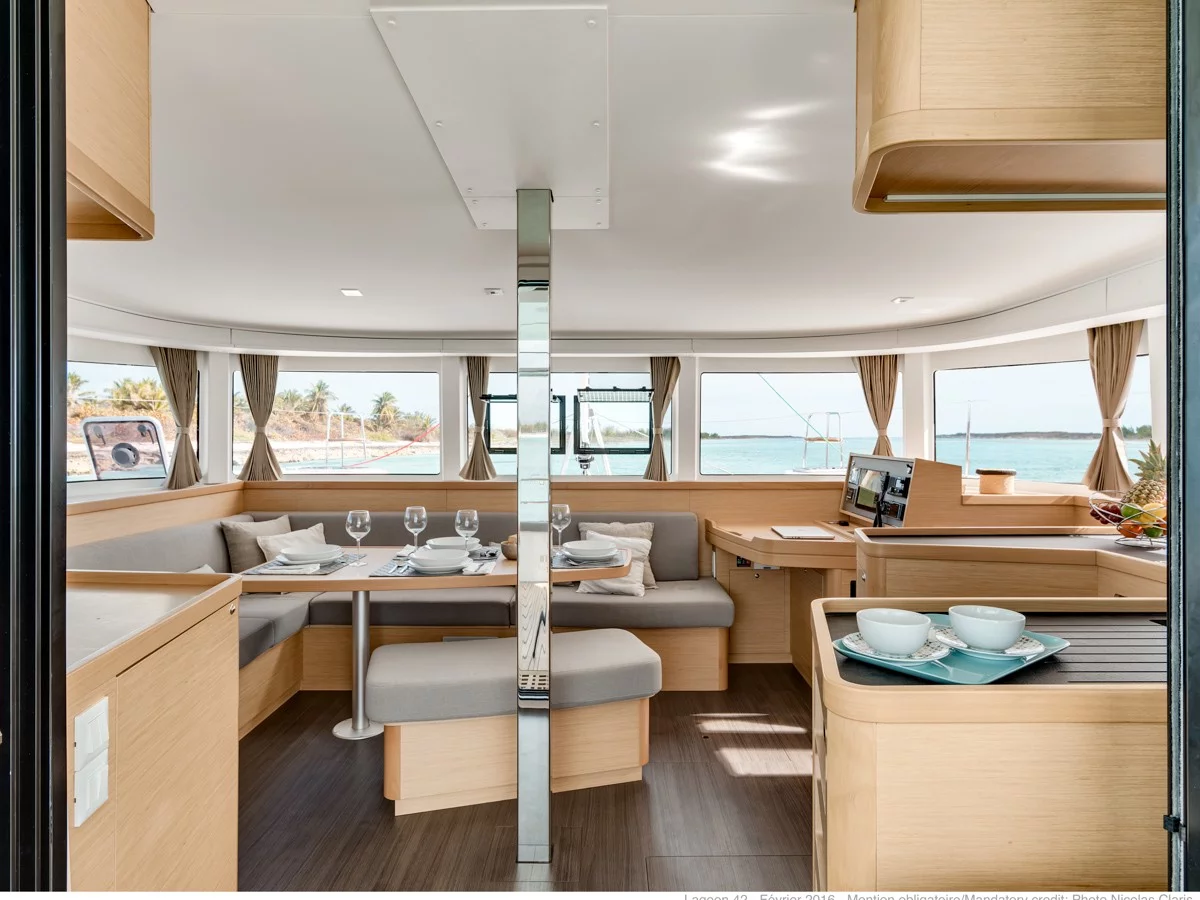 Lagoon 42 (Avadele) Interior image - 6