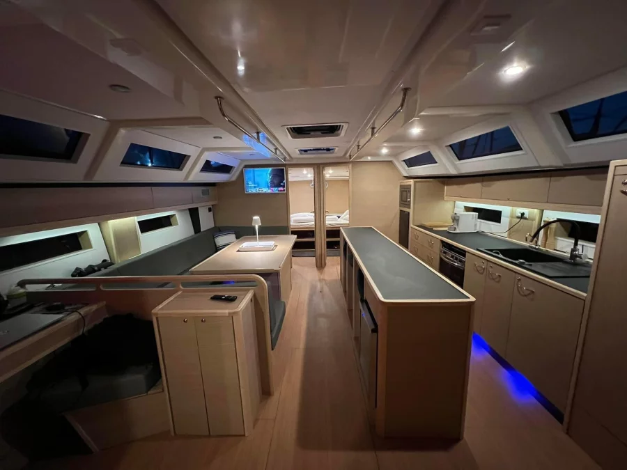 D&D Kufner 54 (Aurora Blu) Interior image - 2