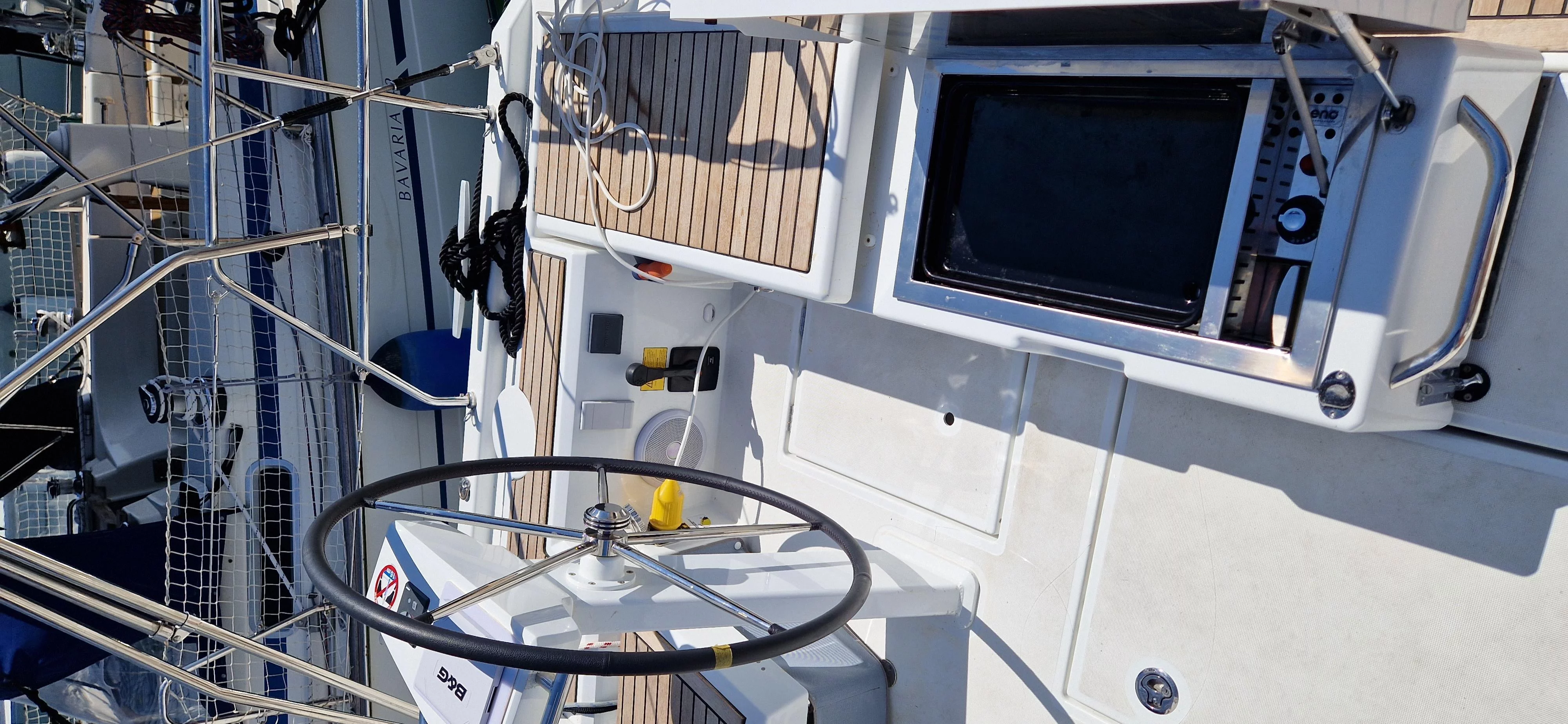 Oceanis 46.1 (Luna)  - 19