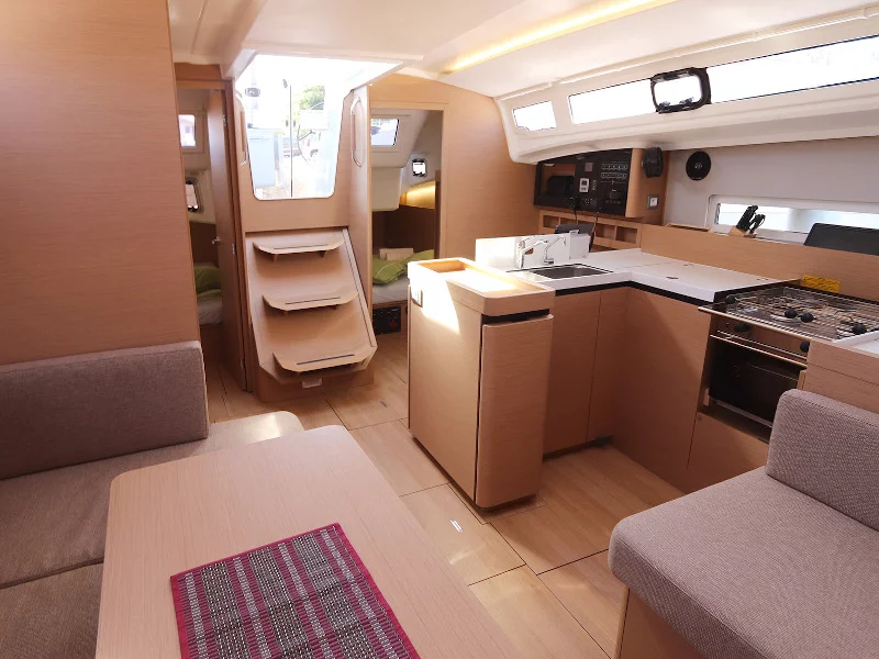 Sun Odyssey 410 (Aris)  - 8