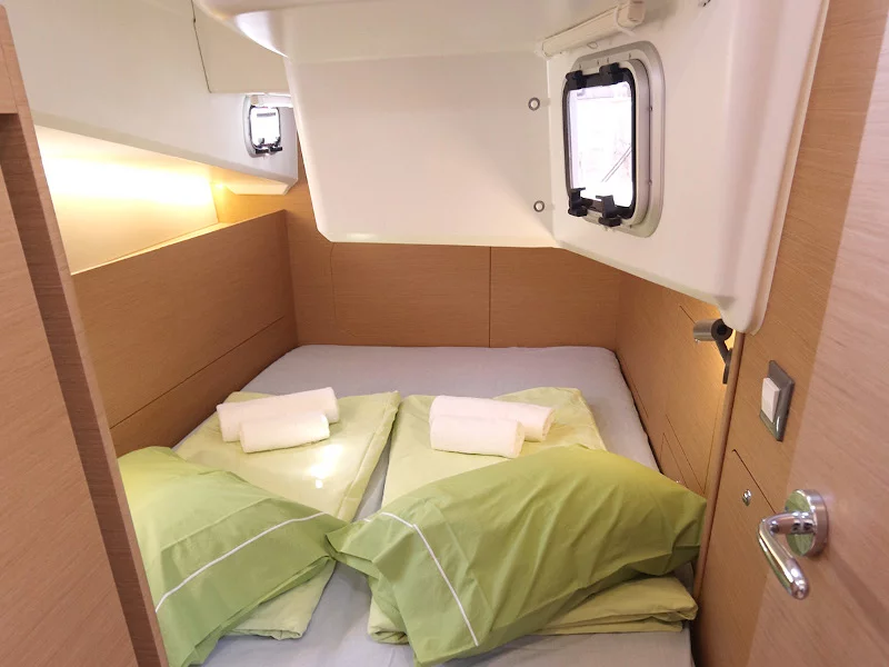 Sun Odyssey 410 (Aris)  - 12