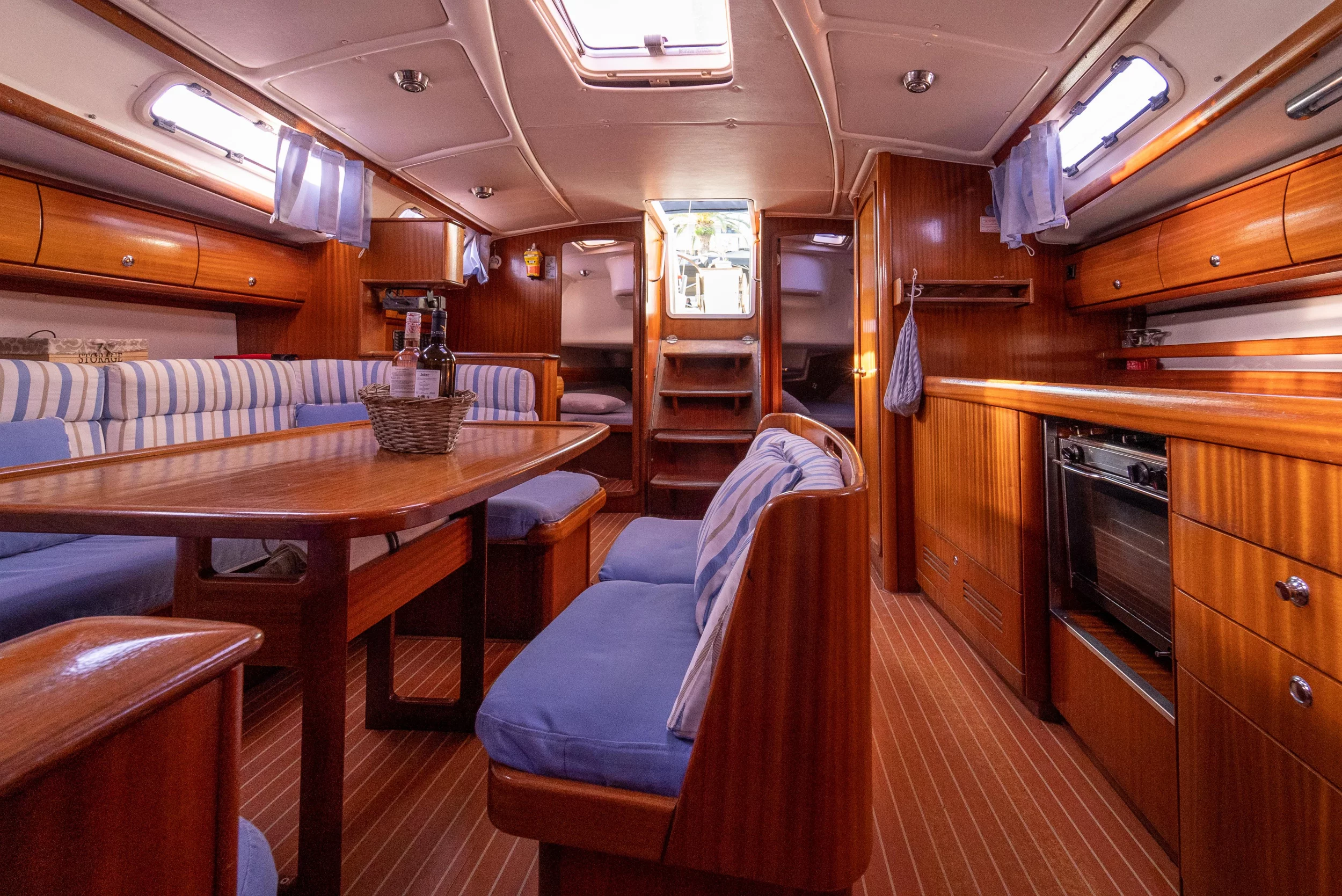 Bavaria 44 (Danai (with Bowthruster, Solar Panels, New Sails))  - 10