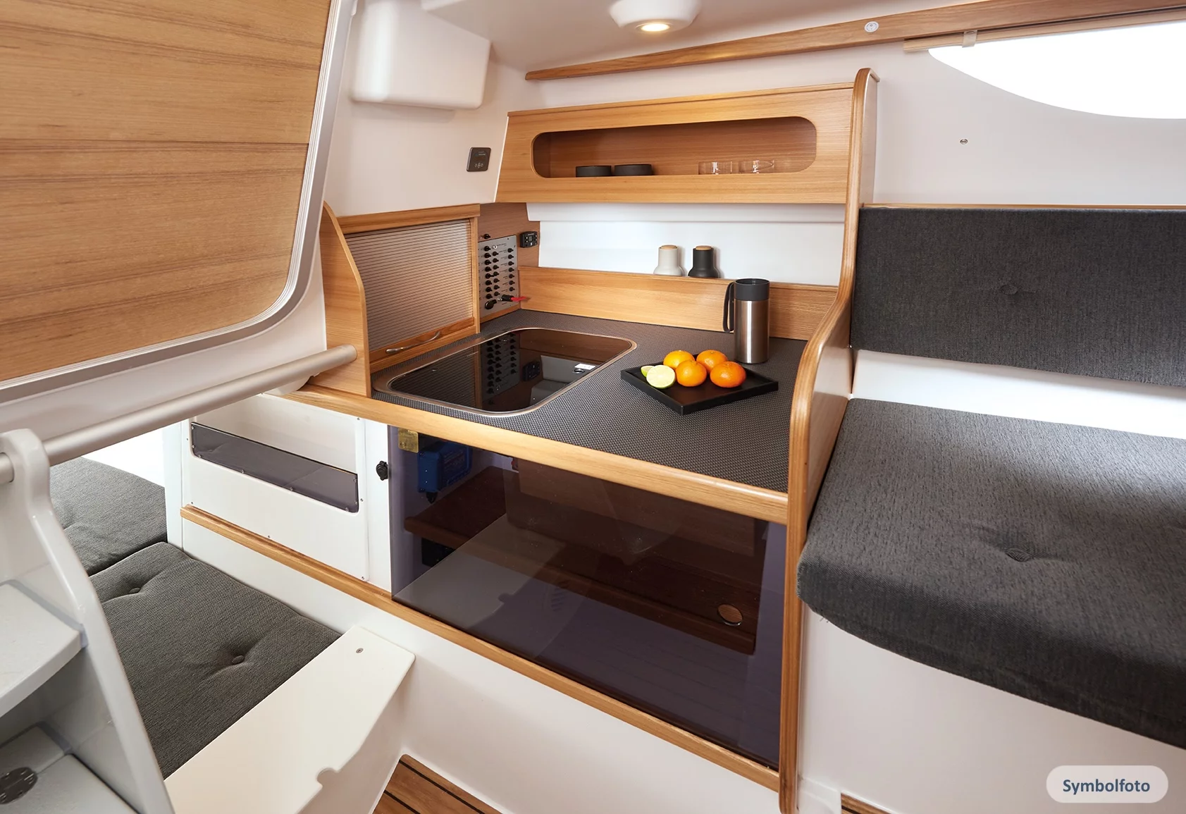 Dragonfly 28 Sport (Don Cangrejo) Interior symbol galley port - 13