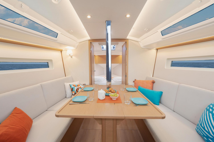 Sun Odyssey 350 — photo 14
