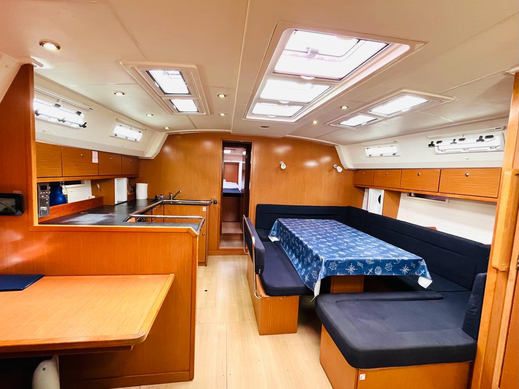 Bavaria 50 Cruiser — photo 6