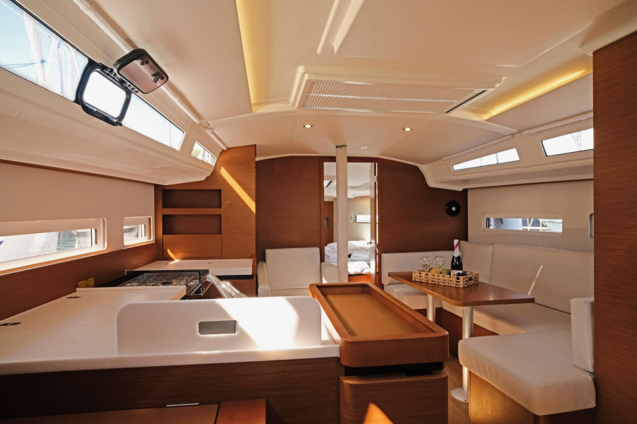 Sun Odyssey 410 — photo 27