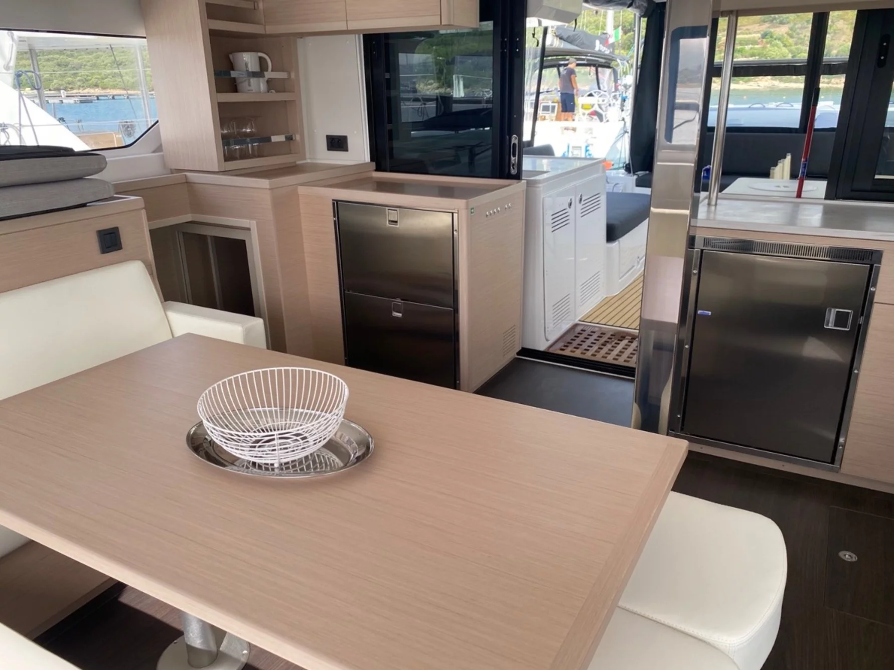 Lagoon 46 (Cresta Bianca) Interior image - 1