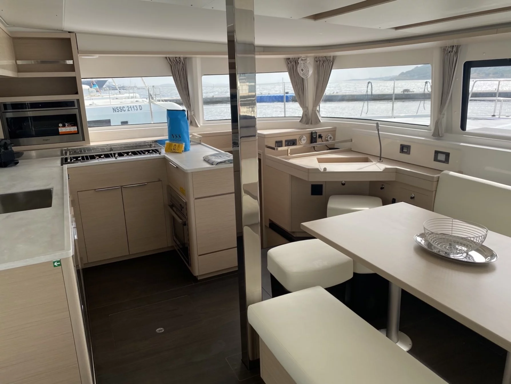 Lagoon 46 (Archè II) Interior image - 20