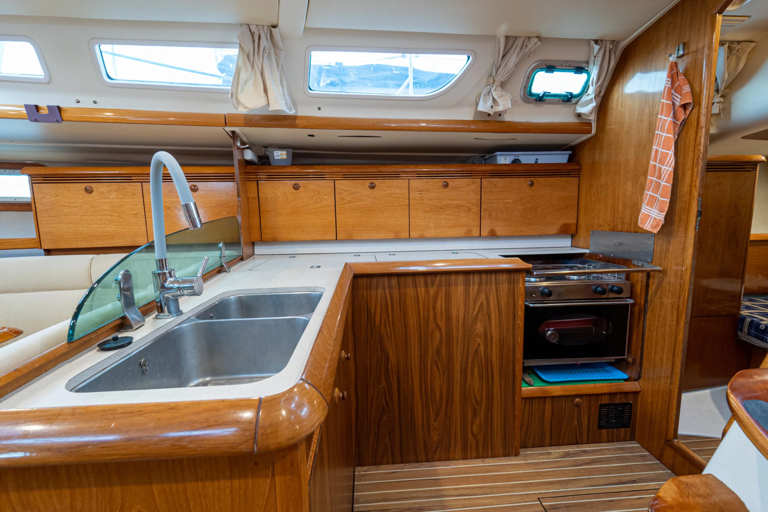 Sun Odyssey 43 (Tatanos)  - 18