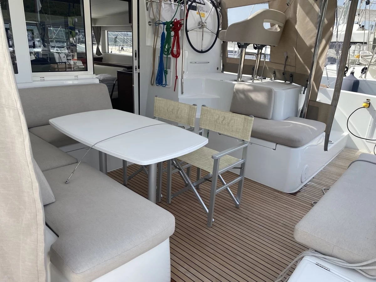 Lagoon 40 (Koralia)  - 5