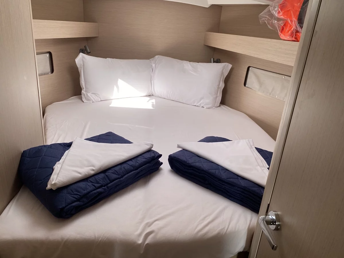 Oceanis 40.1 (4cab) (Blue Eyes II)  - 15