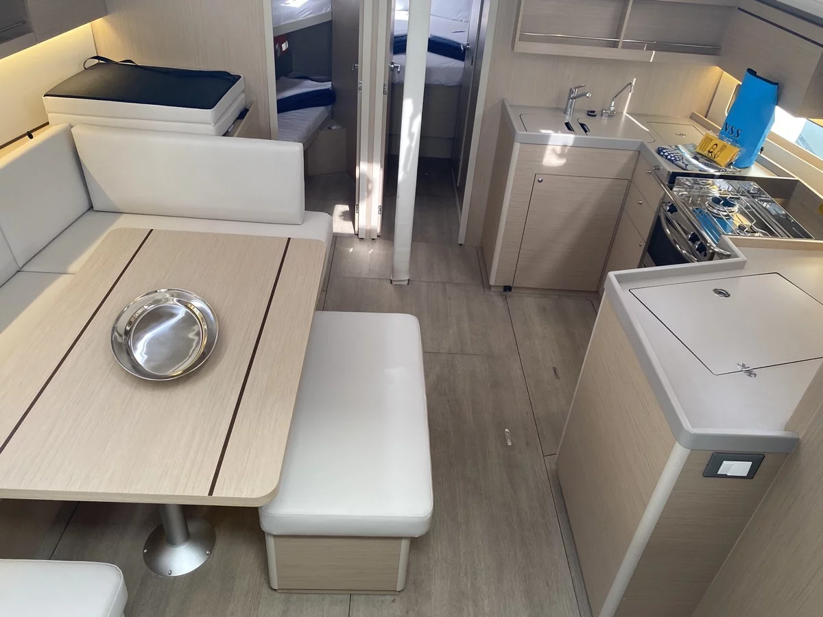 Oceanis 40.1 (4cab) (Blue Eyes II)  - 16