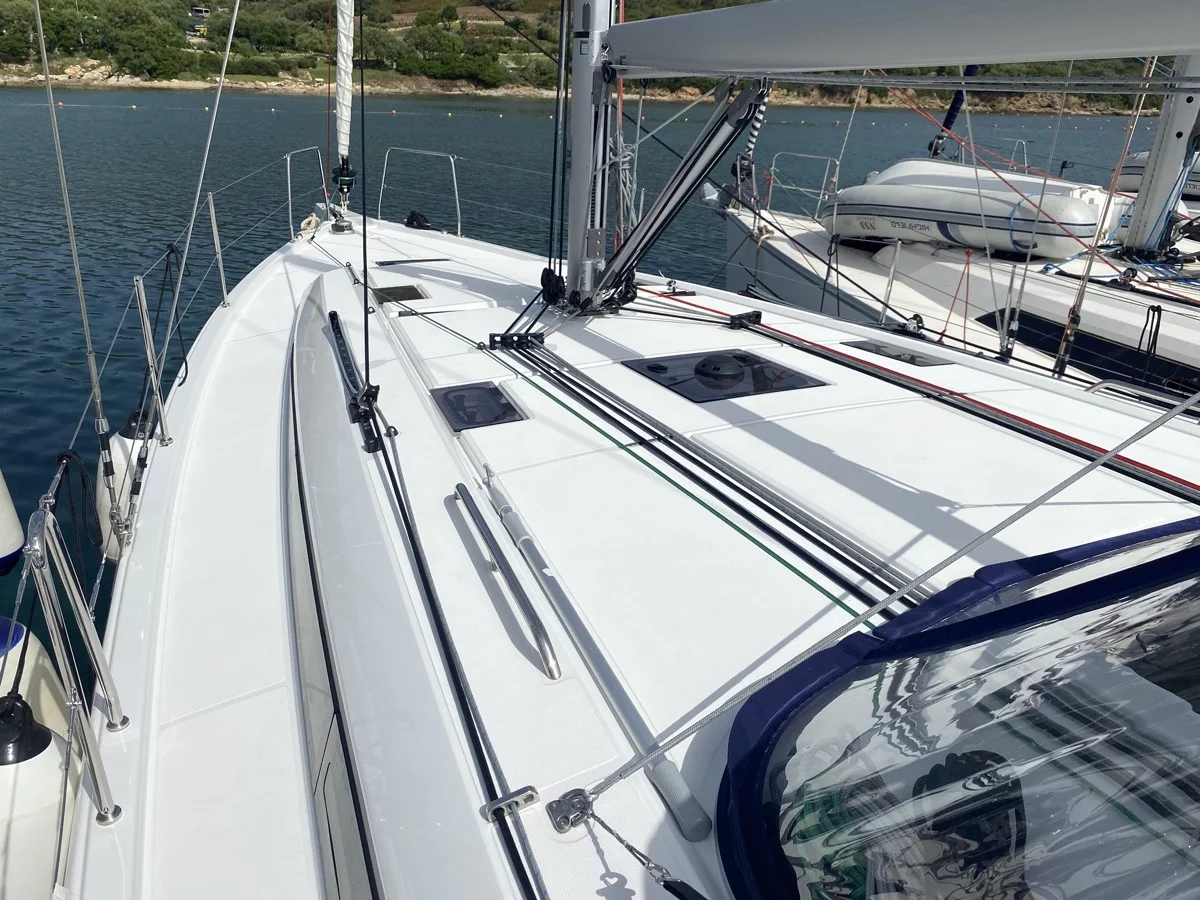 Oceanis 40.1 (4cab) (Blue Eyes II)  - 7