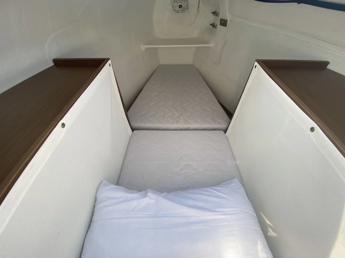 Lagoon 50 (Coraline)  - 14