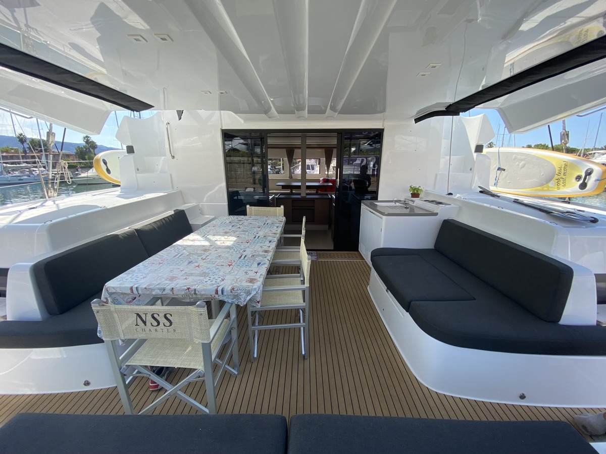 Photo #7 - Lagoon 50 (Coraline) in Portorosa - 12237