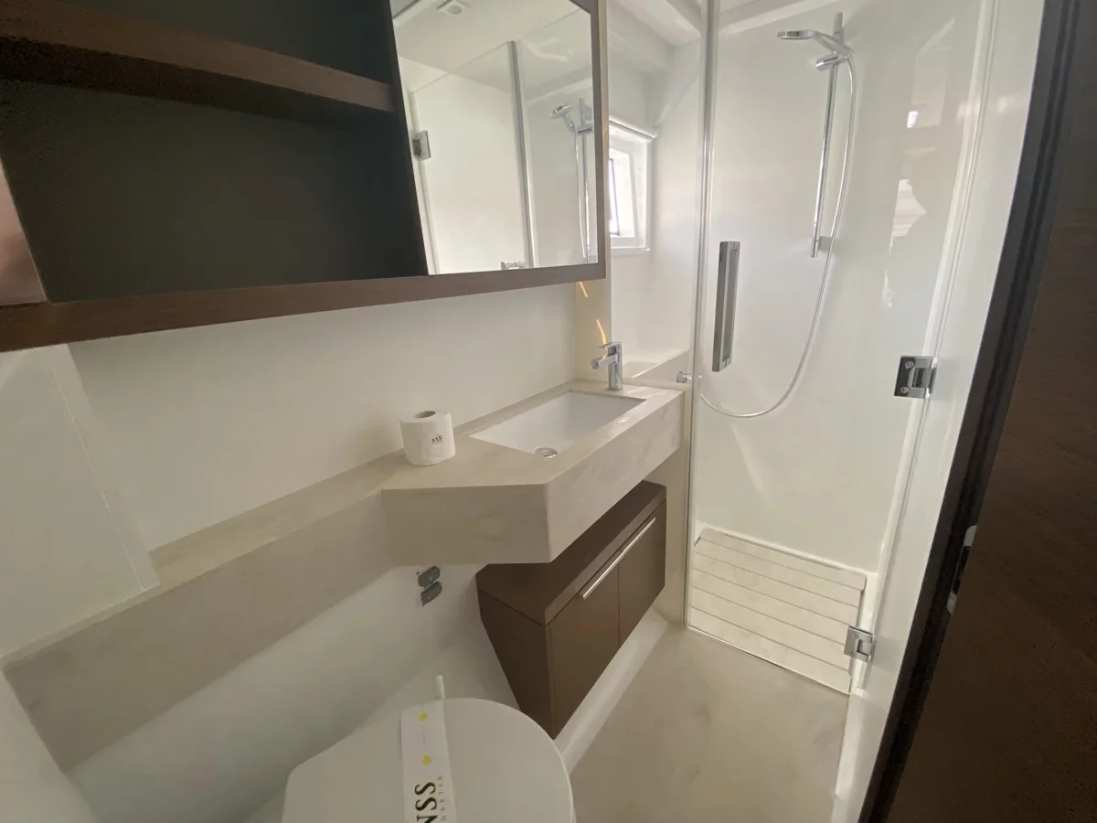 Lagoon 50 (Coraline)  - 20