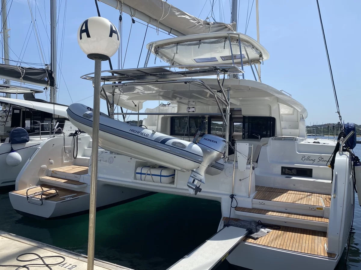 Lagoon 46 (Rolling Stones (, WM, , Inverter 12/220V))  - 7