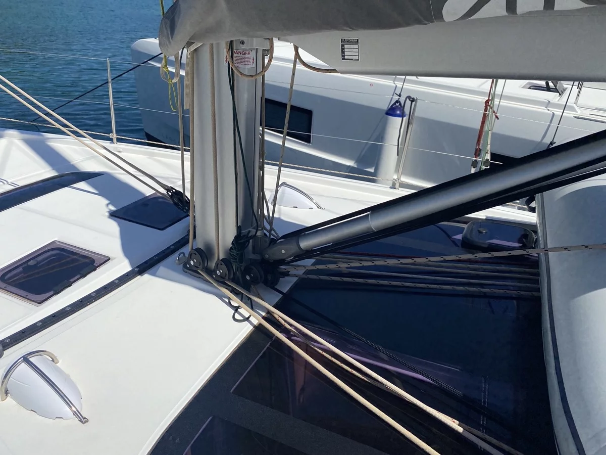 Dufour 430 Grand Large (Pavo)  - 23