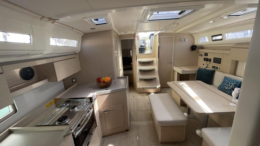 Oceanis 40.1 (4cab) — photo 20