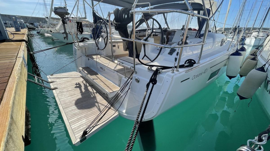 Oceanis 40.1 (4cab) — photo 13