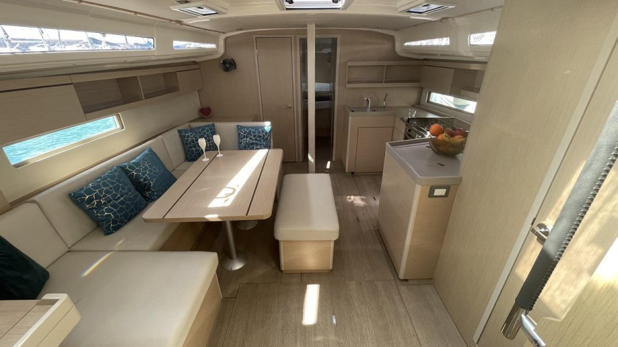 Oceanis 40.1 (4cab) — photo 14