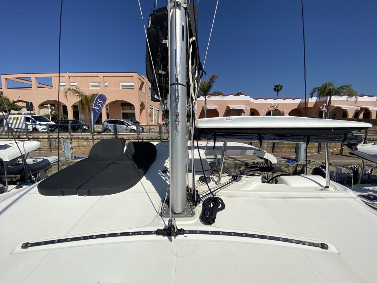 Photo #15 - Lagoon 42 (Blue Eyes (WM, Inverter, Fans)) en Portorosa - 11414