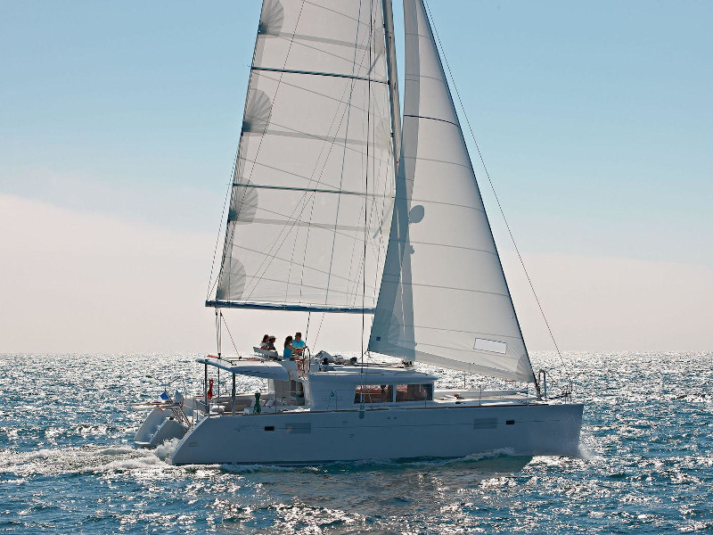 Photo #1 - Lagoon 450 Flybridge (Caliente) in Santorini - 13613
