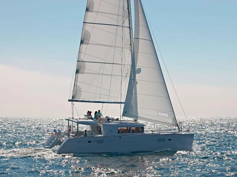 Lagoon 450 Flybridge (Caliente) Main image - 0