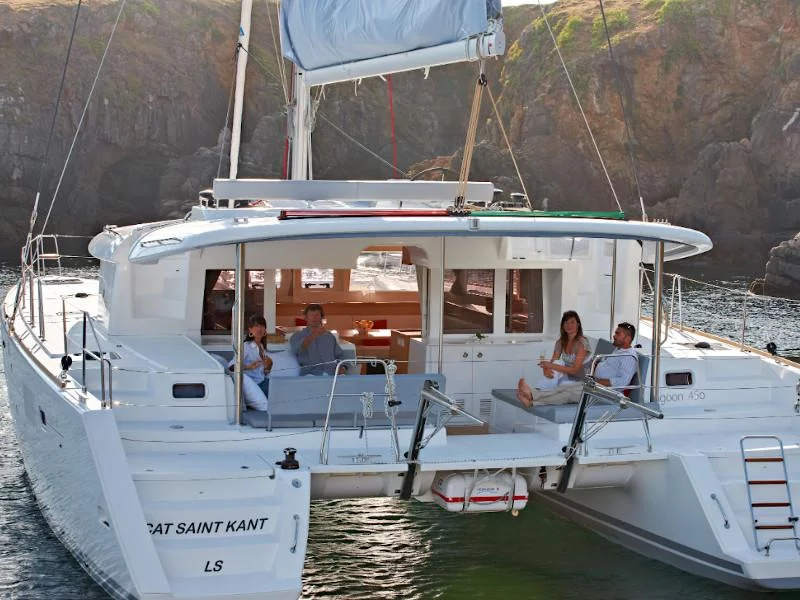 Lagoon 450 Flybridge (Caliente)  - 2